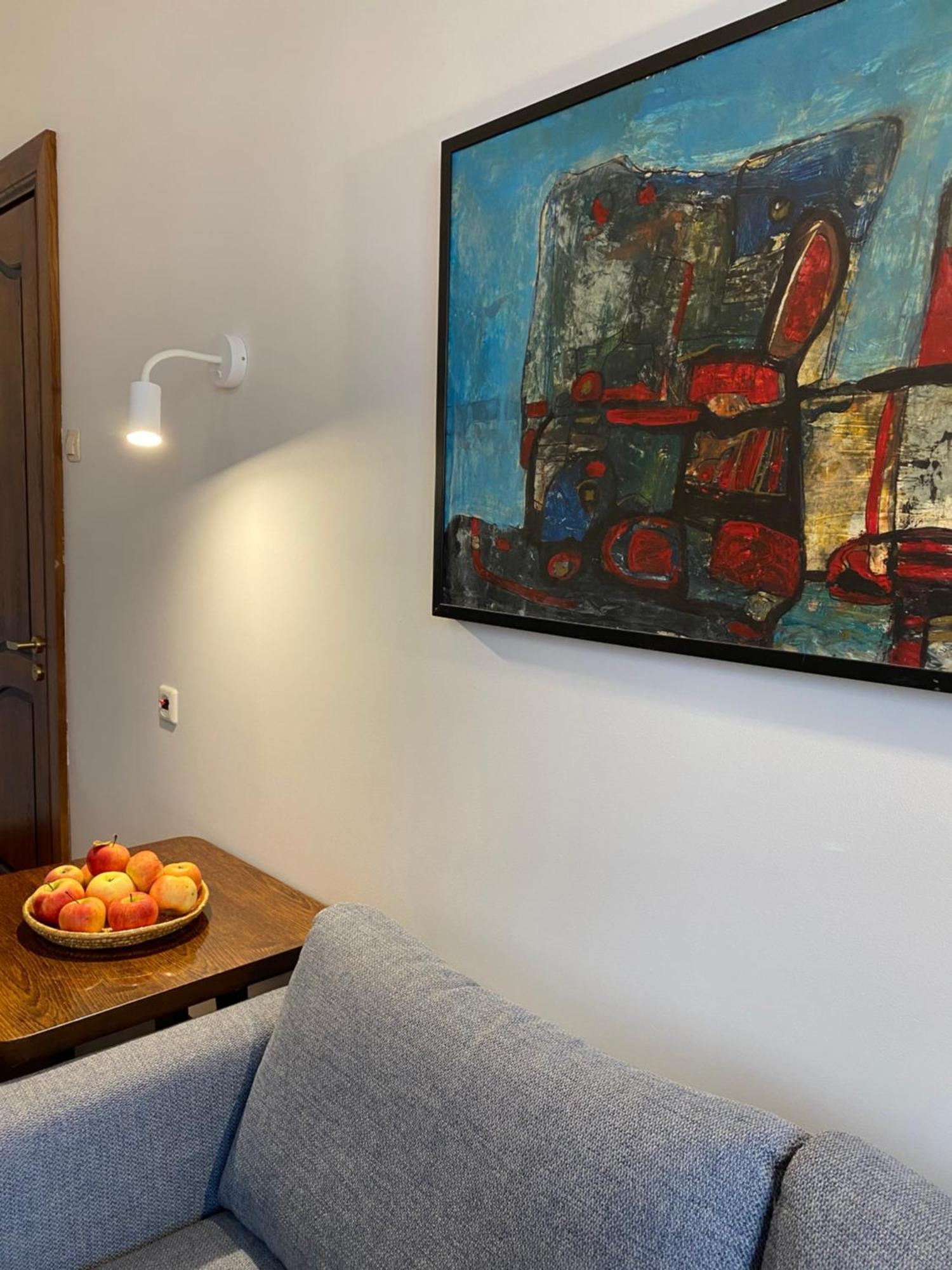 Spacious Old Town Apt, 3 Private Rooms, Sleeps 5-6 Каунас Экстерьер фото